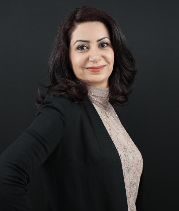 Pooya Yazdani Najafabadi Residential Real Estate Broker