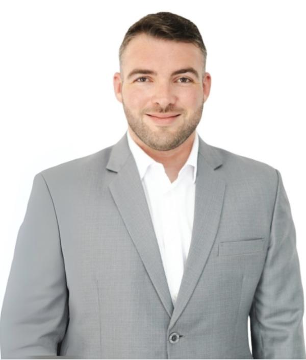 Alexandre Saumure Residential Real Estate Broker
